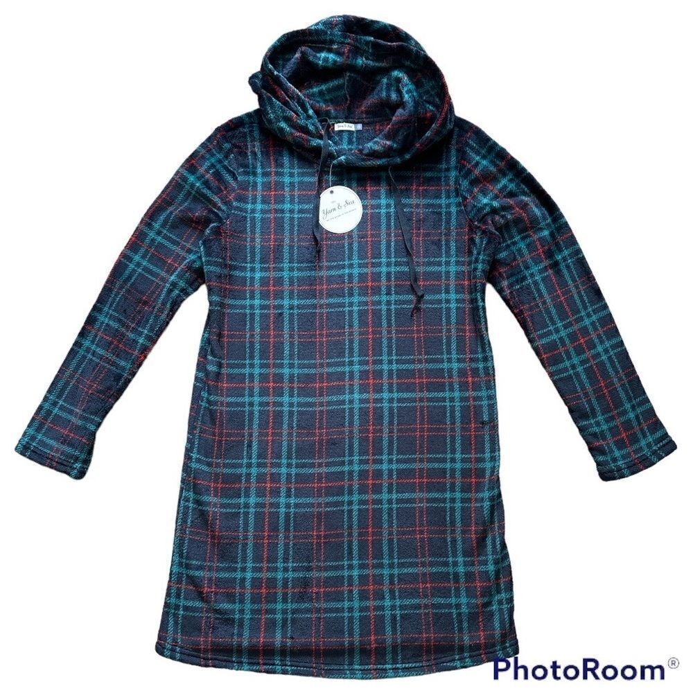 New Yarn & Sea Hooded Loungewear Size Medium